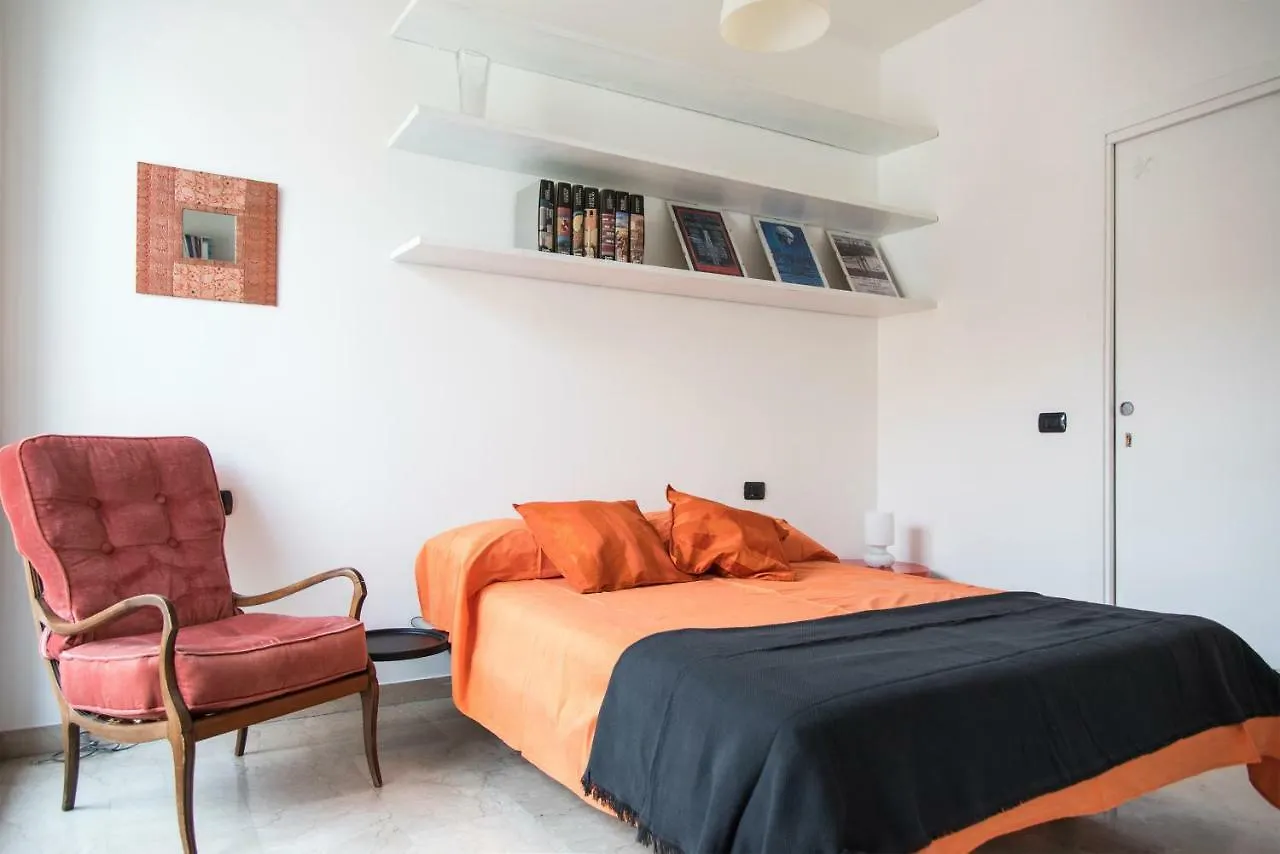 Apartment Youhosty - Copernico 47 Milan